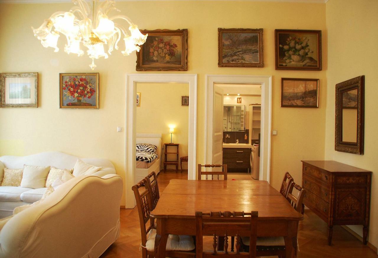 Melantrichova Apartamento *